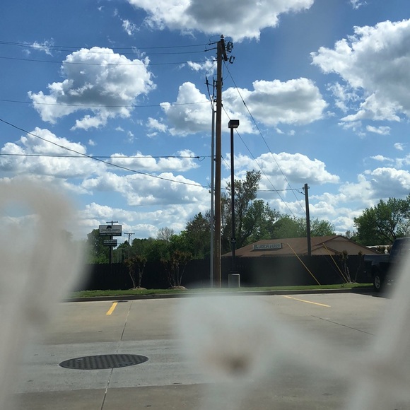 Meet your Posher, Leanne - Picture 1 of 1